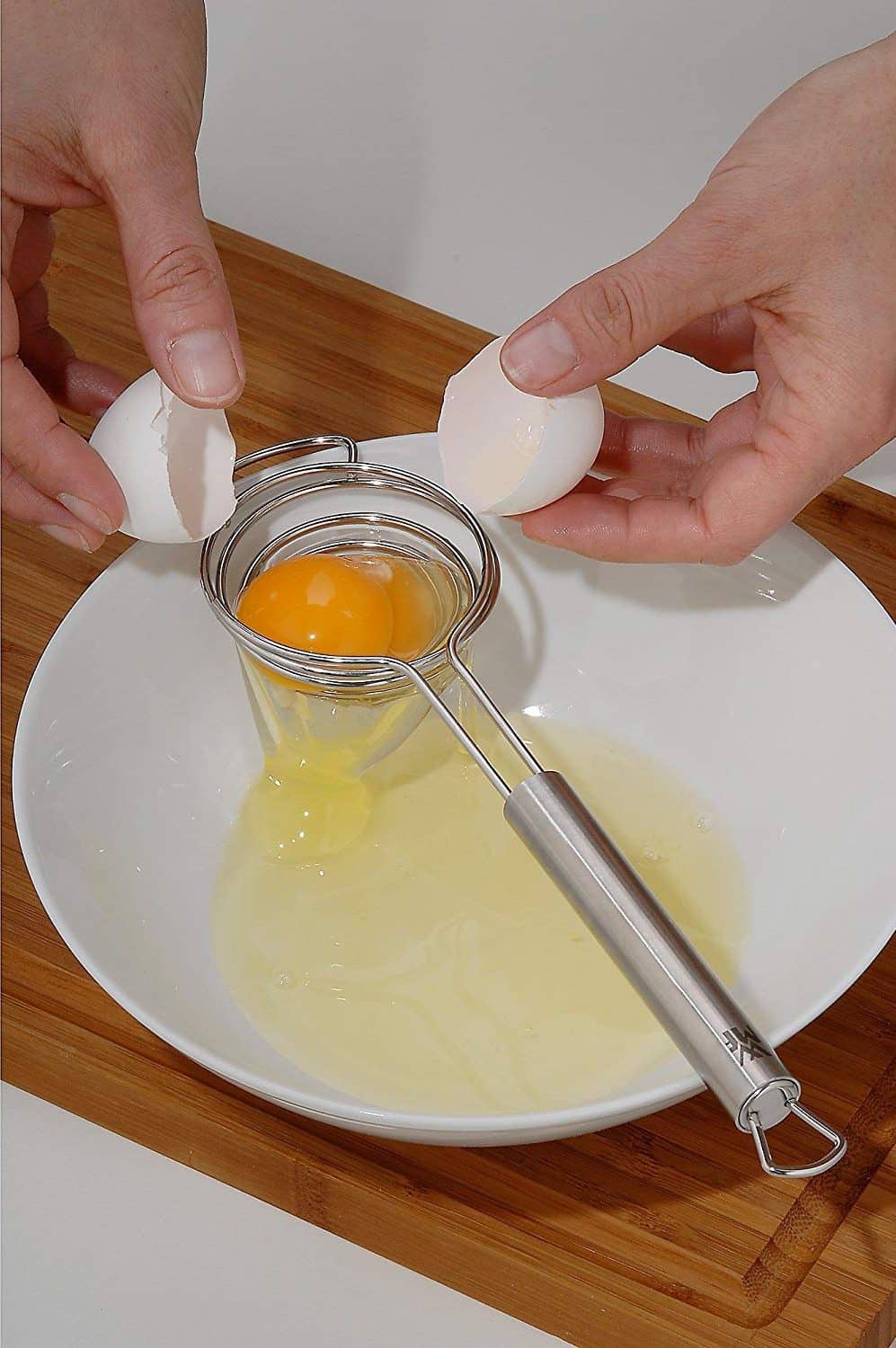 Сепаратор для отделение желтка яйца от белка | Как отделить желток яйца от белка: более 15 способов и приспособлений